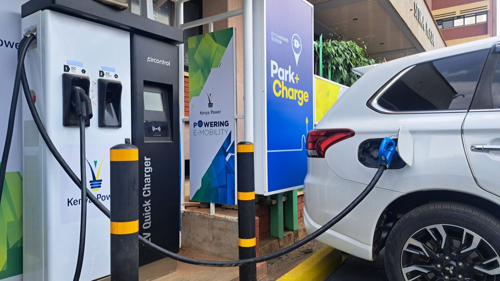 E-Mobility Integration: Can Your Home Solar System Charge an EV?